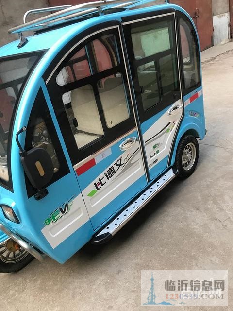 比德文五開門電動(dòng)三輪車
