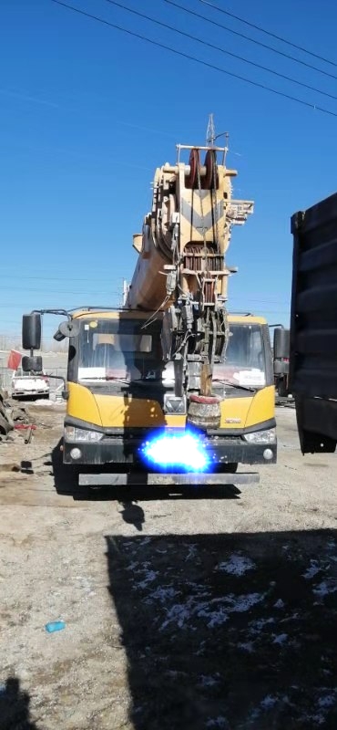 出售25噸吊車