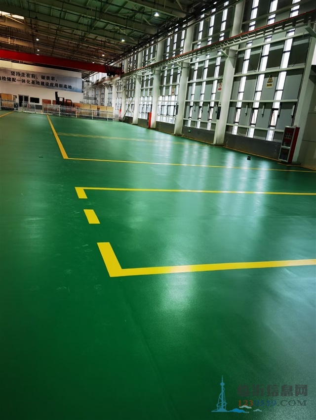 臨沂廠房車庫地坪漆施工 環(huán)氧自流平彩砂地坪舊地坪翻新
