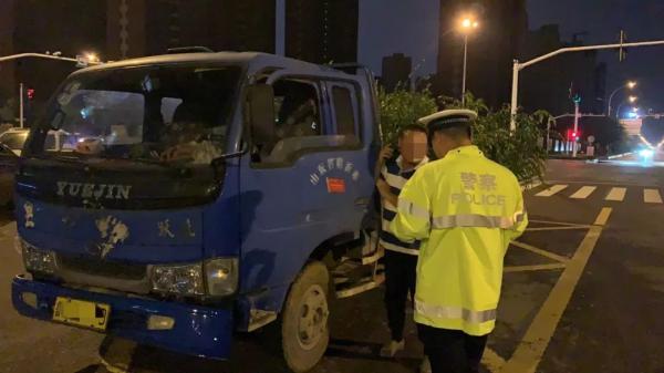 異地用警，交叉執(zhí)法！臨沂公安交警重拳整治貨運車輛交通違法